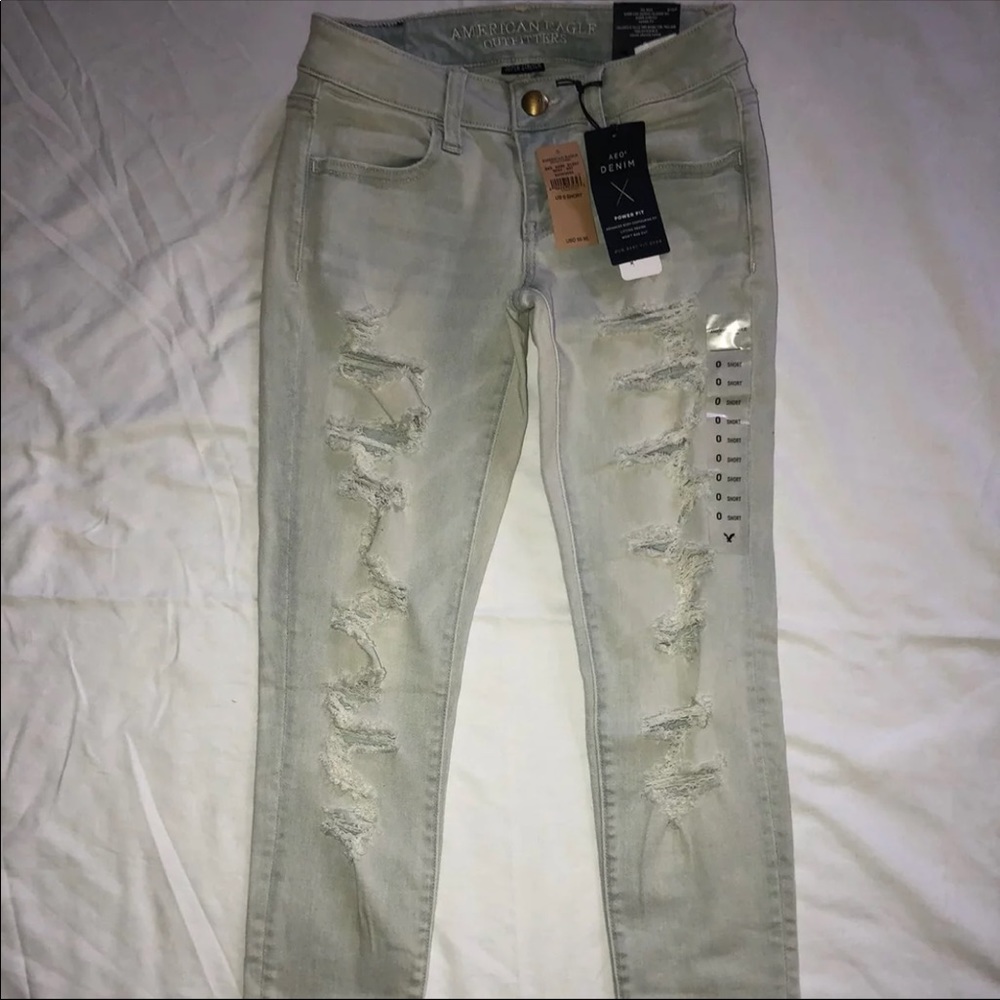 NWT American Eagle destroyed jean jeggings 0 Short
